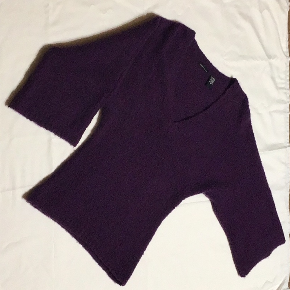 Moda internacional Purple Sweater